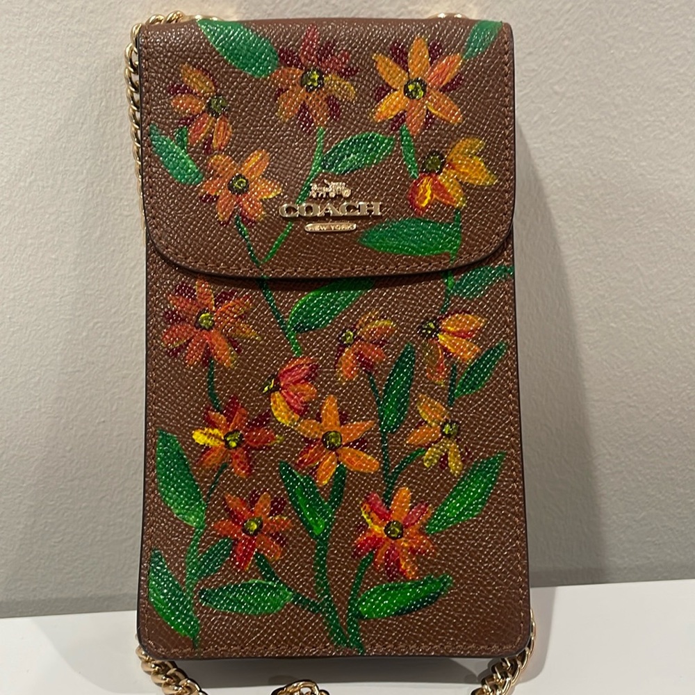 COACH Saddle Grain Crossbody with Gold Chain